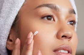 چطور پوست سالم‌تری داشته باشیم؟ (راهنمای ساده و کاربردی)